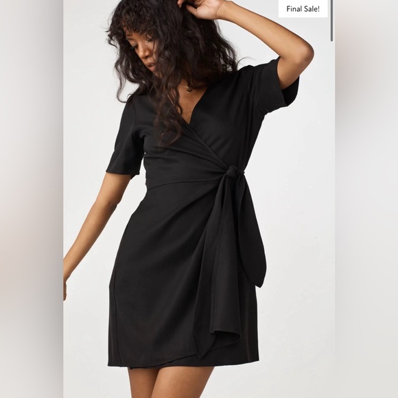Vetta Convertible Short Wrap Dress - Picture 2 of 2